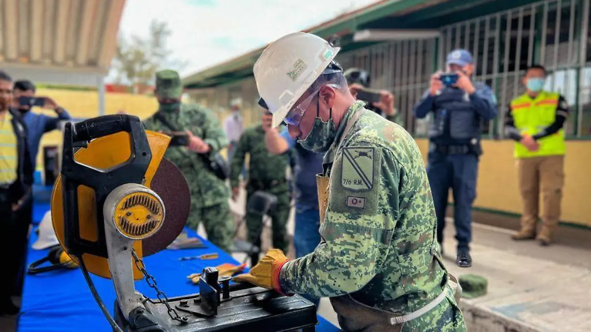 SJR_Destruiran las armas